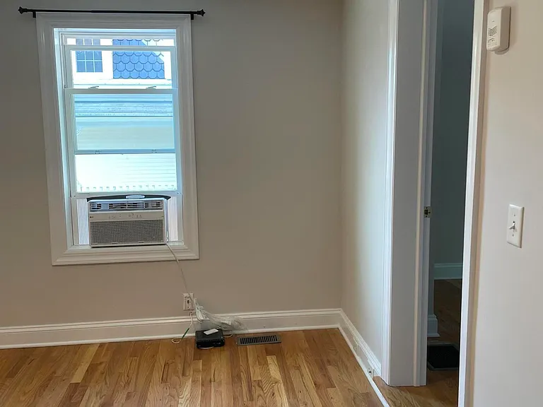 57 Pemberwick Rd #3 — Photo 5