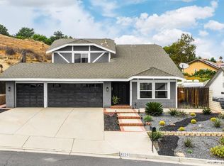 8229 Whispering Tree Dr, Riverside, CA 92509