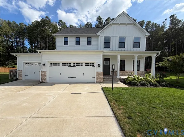 9589 Chatham Green Ct, Mechanicsville, VA 23116