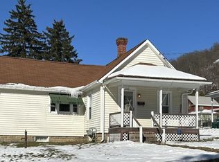 203 Russell St #8, Warren, PA 16365