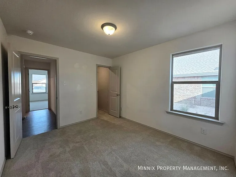 2602 S County Road 1103 — Photo 17