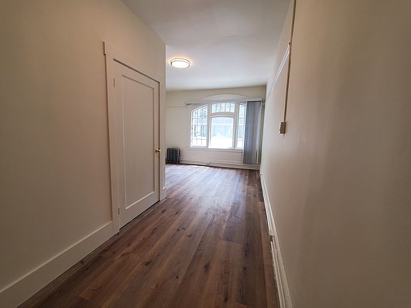 3rd image of 935 Hyde St APT 2