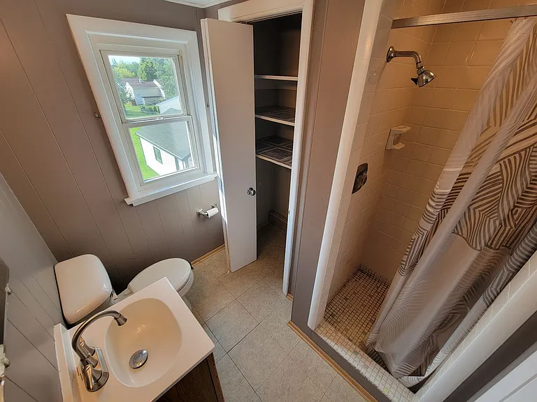4724 Tioga St — Photo 18