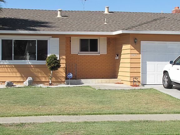 3rd image of 2997 Park Ln