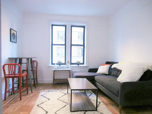 Rented by Bold New York | media 10