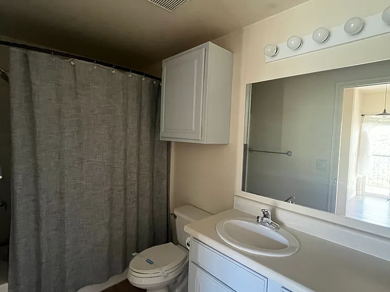900 Bitner Rd #E35 — Photo 6