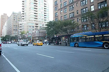 Rented by R New York