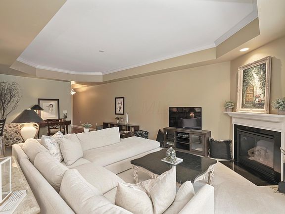 4th image of 5745 Newbank Cir Suite 101
