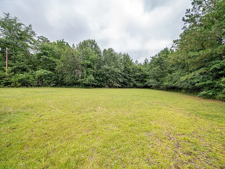 70 Shephard Dr — Photo 33