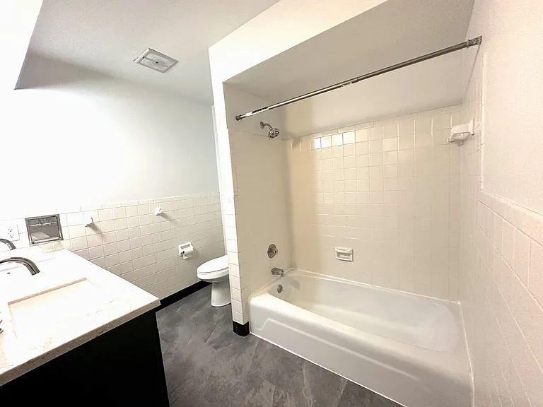 94th Homes — Photo 14