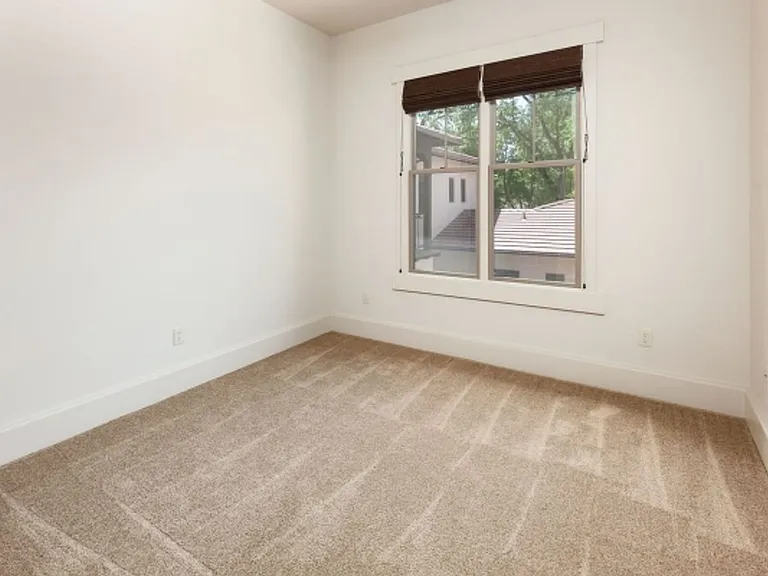 1740 Arcadian Ave — Photo 15