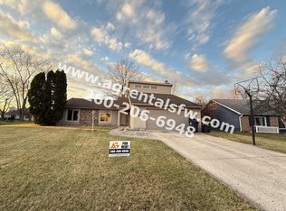 10515 Longwood Dr, Fort Wayne, IN
