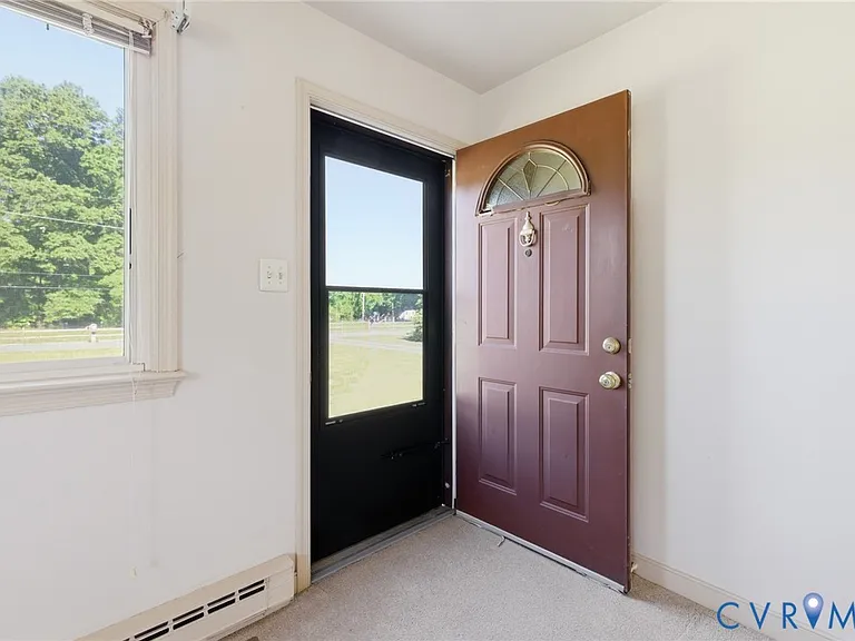 15219 Spruce Ave — Photo 4