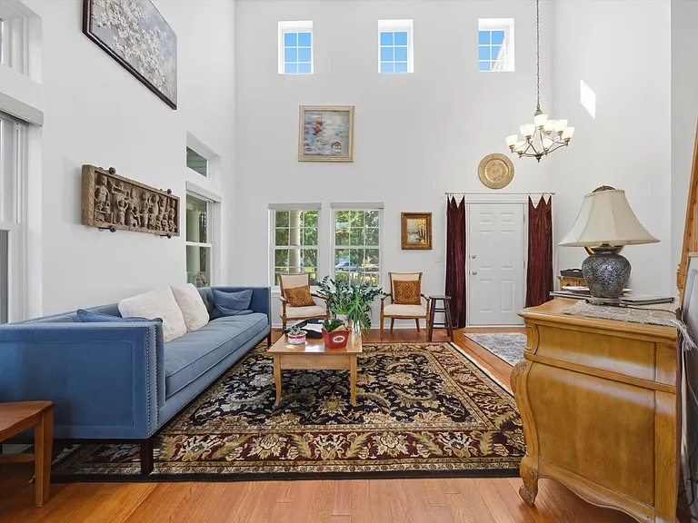 1090 Aster Ct — Photo 10