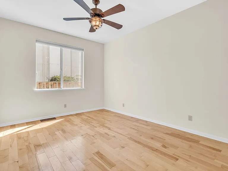 2317 Wayfarer Dr — Photo 31