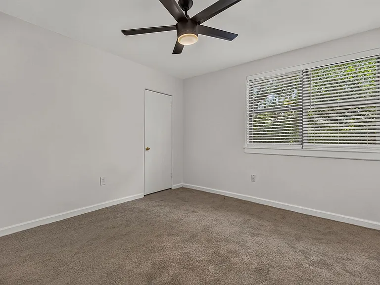 62 Faris Cir — Photo 12