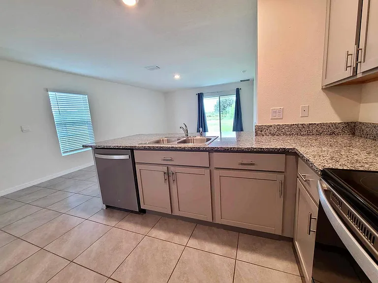 11764 White Willow Ln — Photo 8