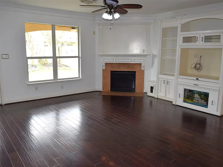 4911 Dwarf Honey Suckle Ct — Photo 6