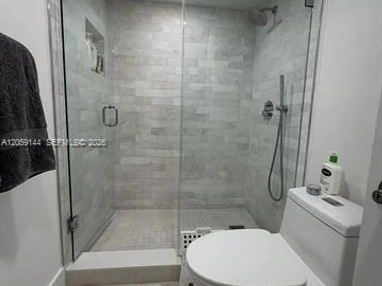2333 Brickell Ave #CU-2512 — Photo 15