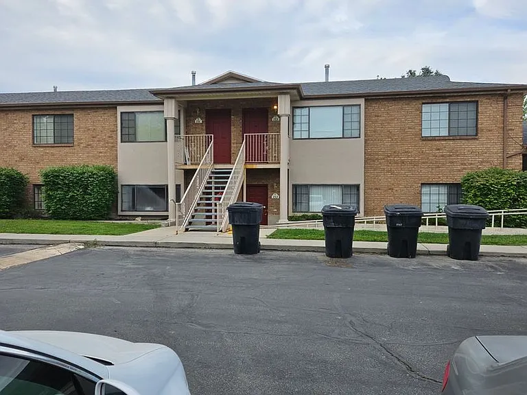 353 W 620 N — Photo 3
