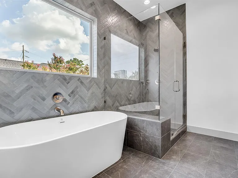1724 Ridgewood St — Photo 21