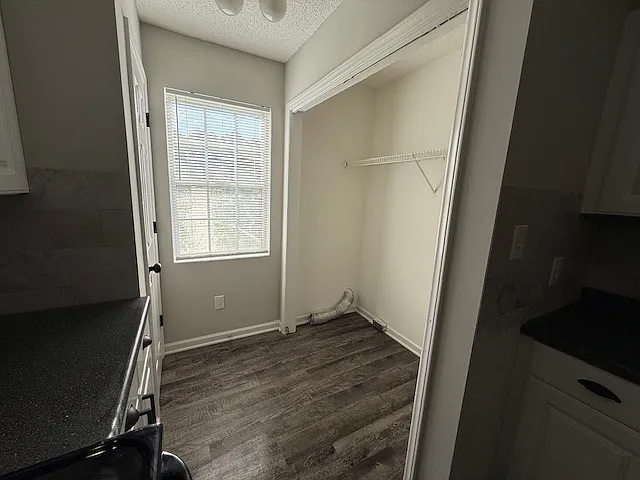 2806 Pleasant Garden Rd — Photo 25