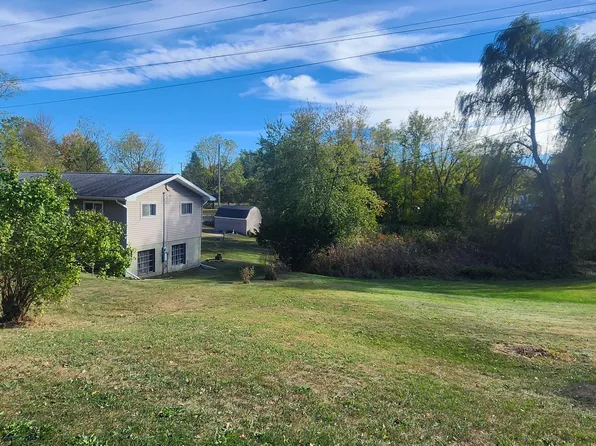 333 Jefferson St, Fenwick, MI 48834