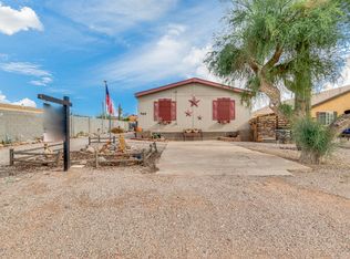 569 S Warner Dr, Apache Junction, AZ 85120