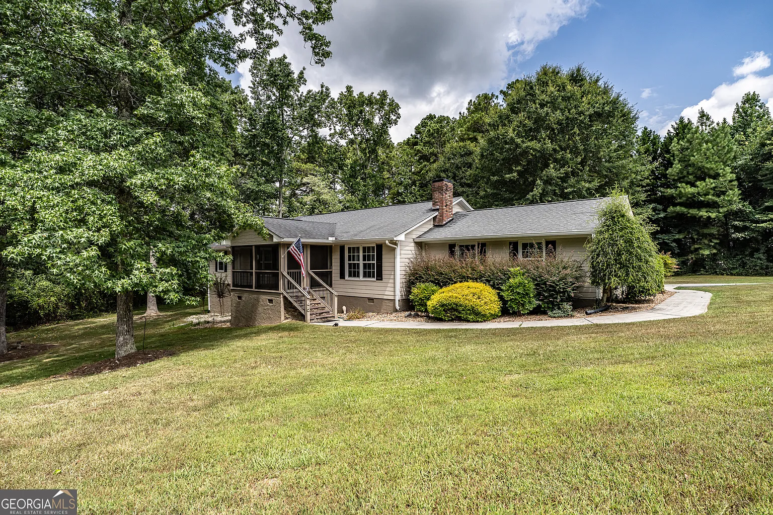 45 Wildflower Rd NE photo 1