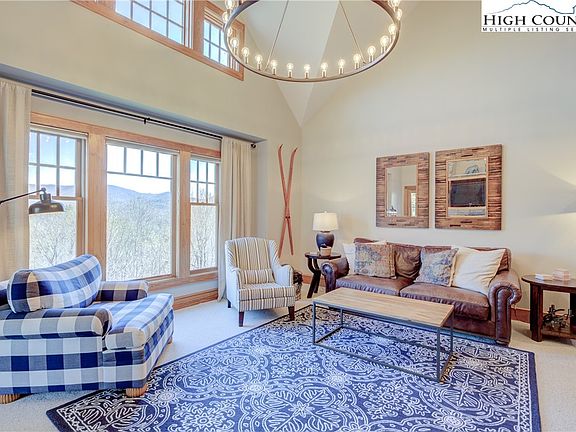 5th image of 400 Peaceful Haven #H3
