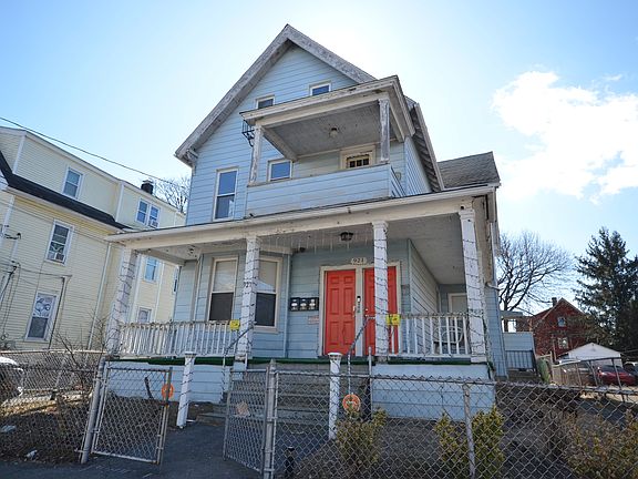 4th image of 923 Hancock Ave