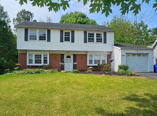 12805 Belhurst Ln, Bowie, MD 20715