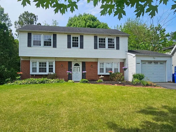 12805 Belhurst Ln, Bowie, MD 20715