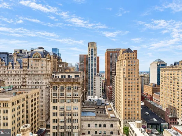 111 S 15th St APT 1803, Philadelphia, PA 19102