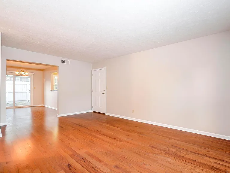 4834 Westport Rd #101 — Photo 20