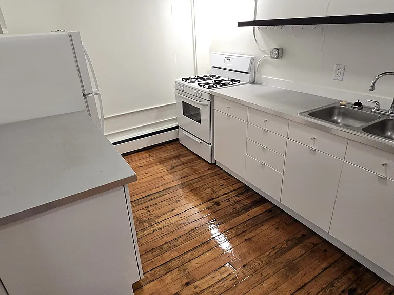 425 Cedar Ave #421-7 — Photo 9