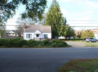 241 SE Ely St, Oak Harbor, WA 98277