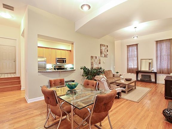 4th image of 3845 N Ashland Ave APT 2A
