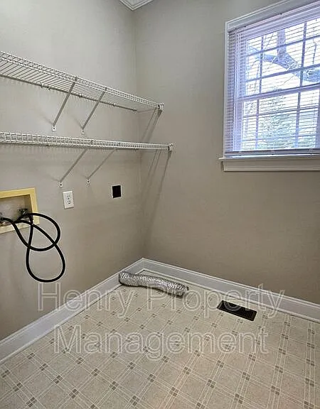 121 Rushing Wind Way — Photo 10