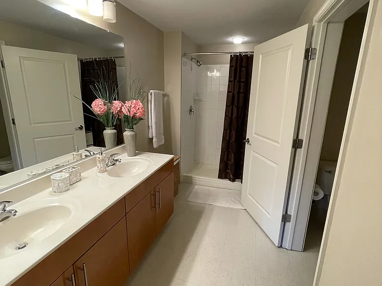1390 Kenyon St NW #307 — Photo 18