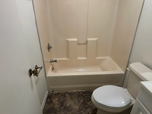 867 N Gallaher View Road Northwestunit #109 — Photo 9