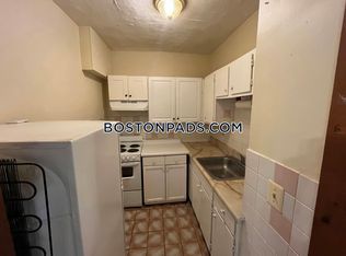 4 Price Rd APT 16, Boston, MA 02134