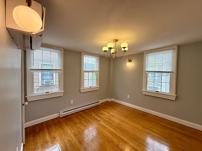 405 Benefit St #2F — Photo 13