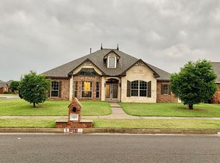 1601 Dorothy Dr, Moore, OK 73170