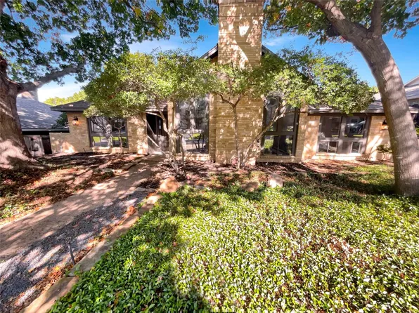 8911 Gunnison Dr, Dallas, TX 75231