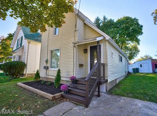 308 E Genesee St, Durand, MI 48429