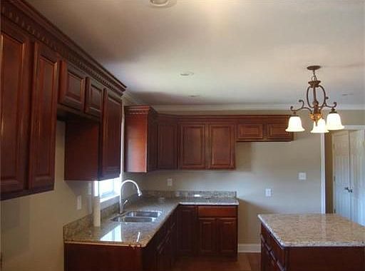 3rd image of 5700 Chamberlain Dr