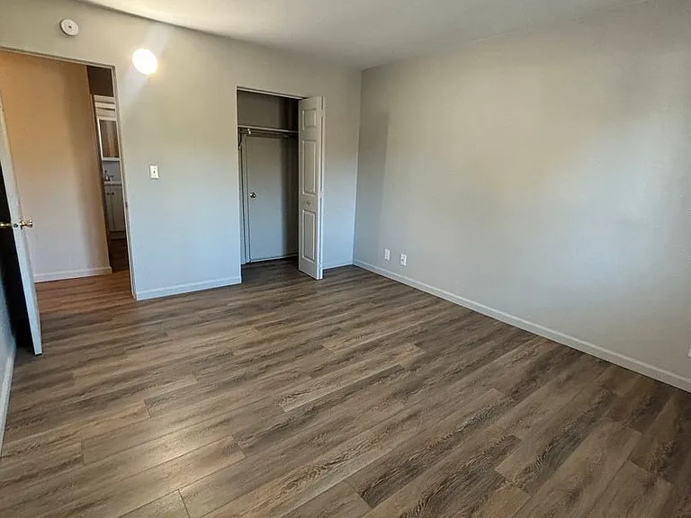 1404 Toole Ave — Photo 7