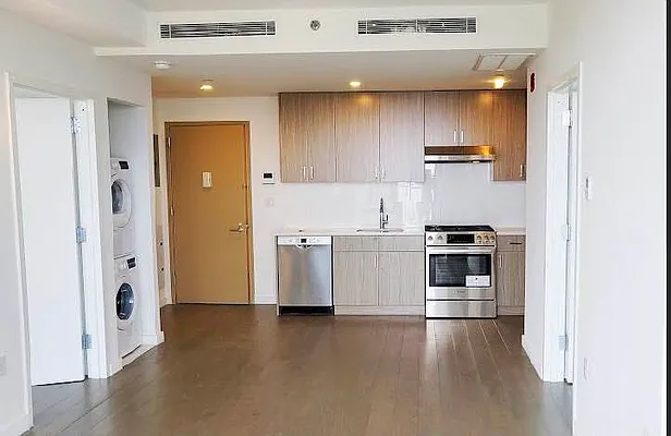 Rented by Square Realty Global Inc | media 11