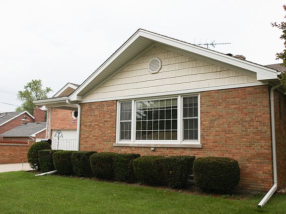 2nd image of 8635 Le Claire Ave